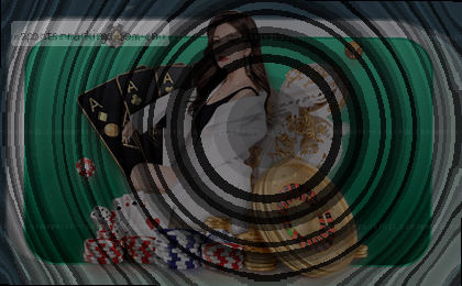 深夜的机房，硬盘指示灯随流量跳动闪烁。